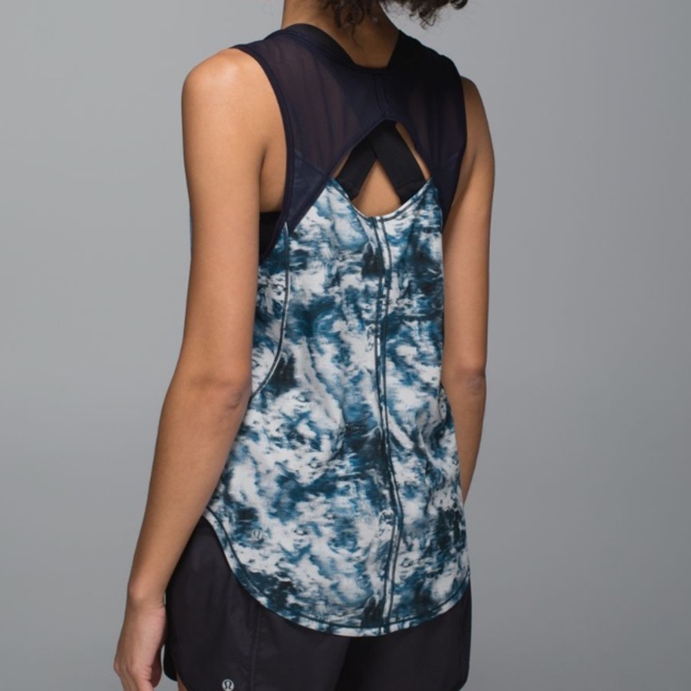 Lululemon size 6 Sculpt Tank
